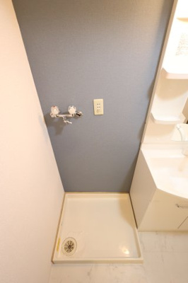 【設備】 | エスポアール岩根 | 室内洗濯機置場