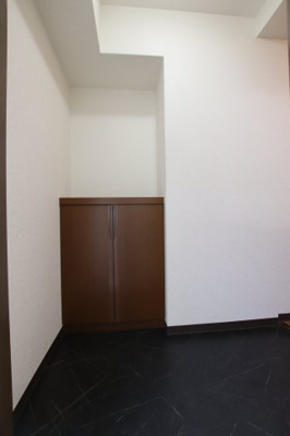 【玄関】 | エスポアール岩根