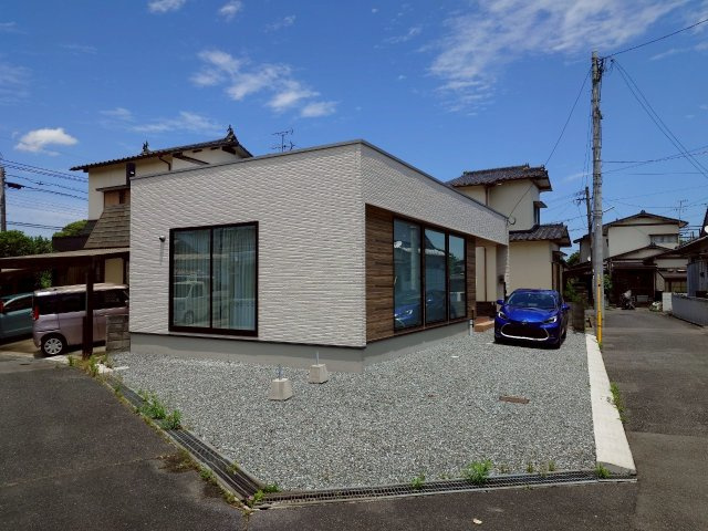 ーポルク徳吉南ー小倉南区徳吉南1丁目ー平屋1LDK【小倉南区　中古戸建】の駐車場|【2025.06.17撮影】
駐車は３台以上可能です♪