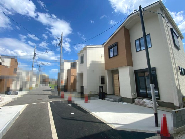 【成約済】京都市右京区西京極畑田町の前面道路含む現地写真|太陽光発電搭載