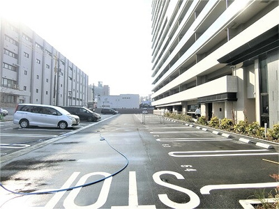【駐車場】 | サーパス松江駅グランフォート | 敷地内平面駐車場