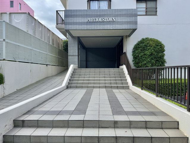 プレシアスタウン和地山公園|いつもきれいにされてます。