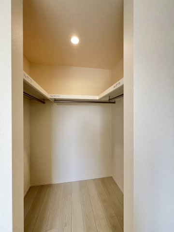 高浜市田戸町2丁目　新築一戸建の収納|6.75帖洋室ウォークイン