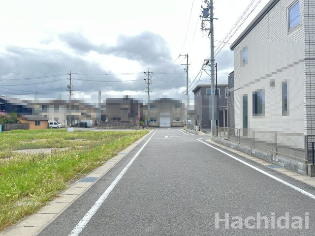 高浜市田戸町2丁目　新築一戸建の前面道路含む現地写真