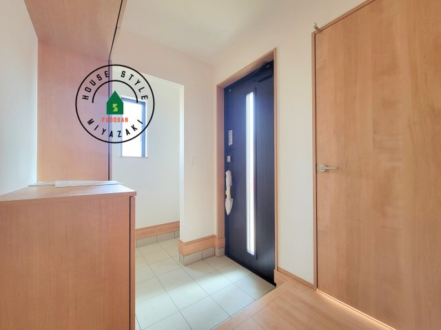 児湯郡北高鍋第1-2棟（B号棟）の防犯設備|二重ロックでしっかり防犯対策ができます。