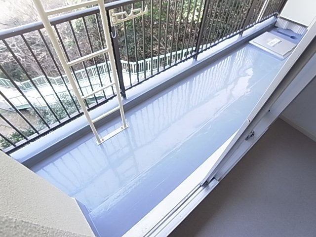 神戸市長田区萩乃町２丁目の賃貸マンションのバルコニー