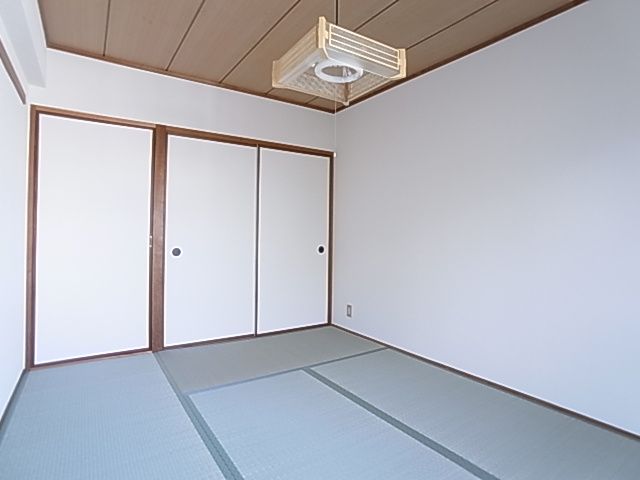神戸市長田区萩乃町２丁目の賃貸マンションの内装