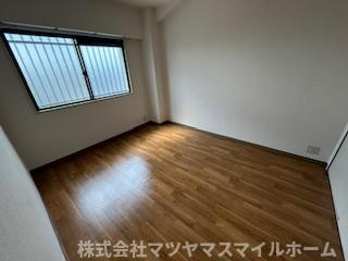 【洋室】 | サンマンション南野