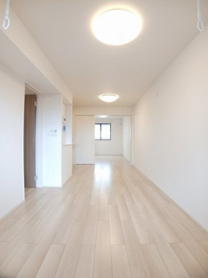 【居間・リビング】 | アルケイディアⅡ | おしゃれな居間です