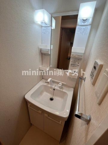 BPRレジデンス福島の洗面所