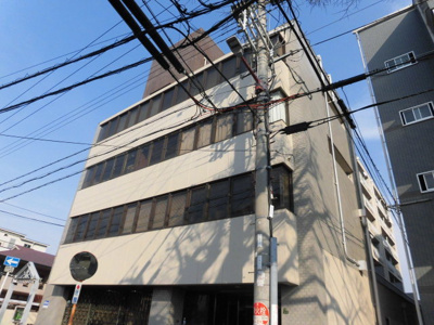 【外観】 | マルビシマンション | シンプルなデザインの清潔感ある外観