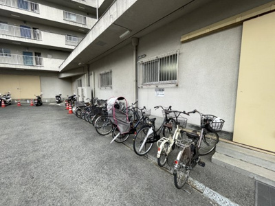 【その他共用部分】 | マルビシマンション | 建物の駐輪スペースです