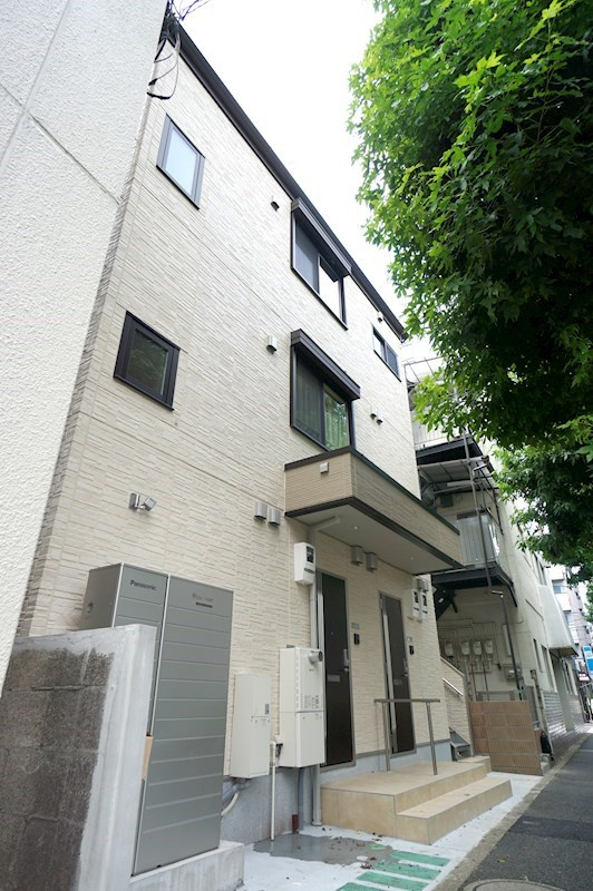 中野区鷺宮１丁目のアパートの外観