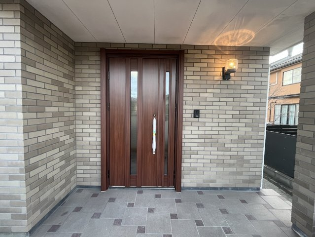 山形市下条町2丁目の駐車場|2/9撮影
車2台駐車可能！
インナーガレージに早変わり！