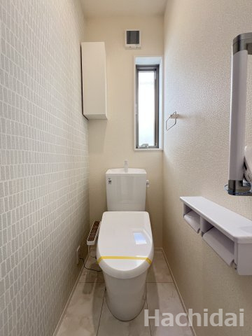 高浜市田戸町2丁目　新築一戸建のトイレ|２階トイレ