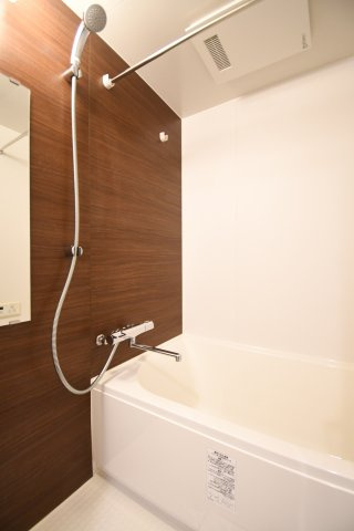 RJRプレシア博多の浴室