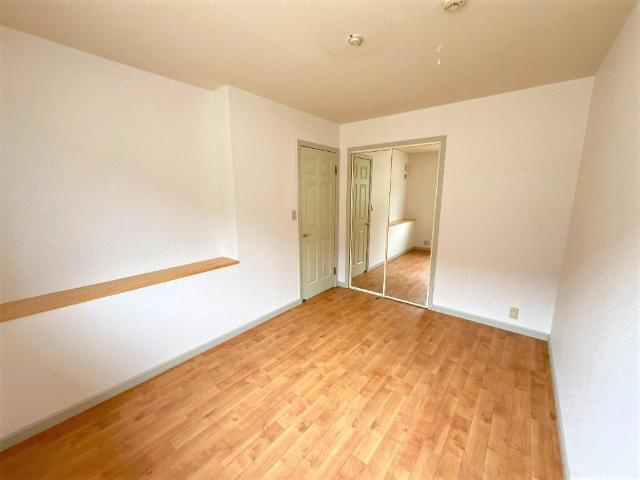 どんどんハウスⅡの内装|洋室