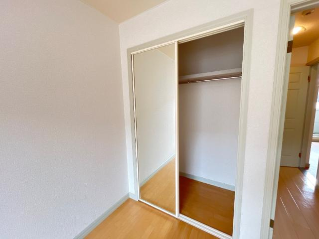 どんどんハウスⅡの収納|クローゼット