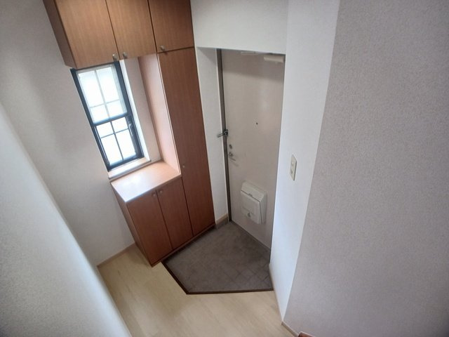 ソレアード本城Ａの玄関