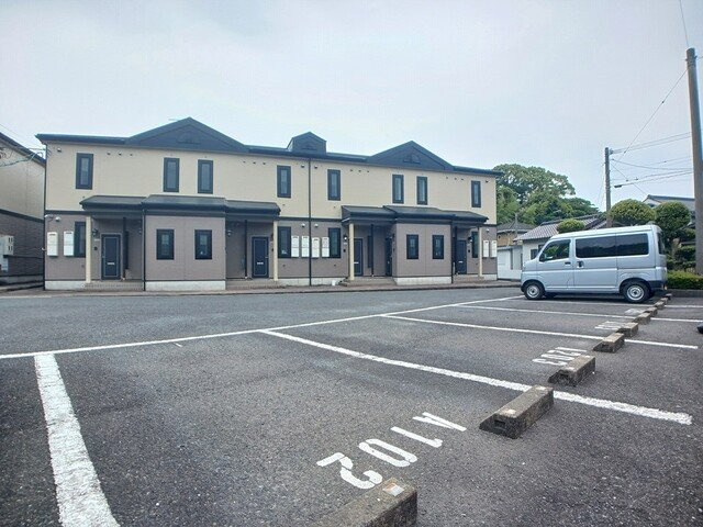 ソレアード本城Ａの駐車場