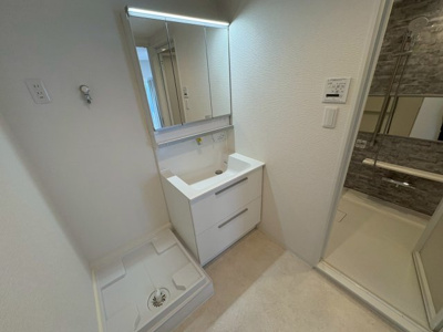 【独立洗面台】 | エバーグリーンポートタウン１１棟Ａ