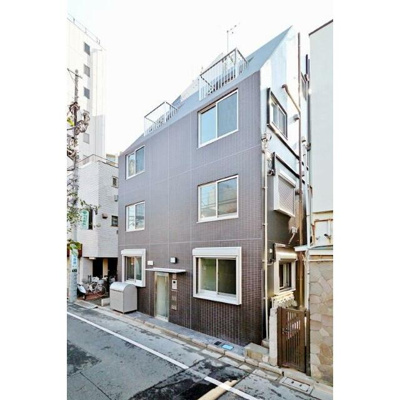 【外観】 | ヒルズテラス中野坂上 | 鉄筋コンクリート造のがっちりとした建物。