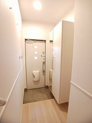 【玄関】 | ケーズコート中迫３ | 落ち着いた玄関です