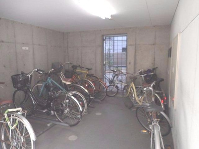 【その他共用部分】 | コモ阪南町 | 駐輪場