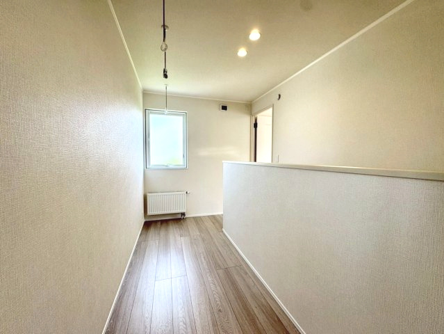 西野10条7丁目　戸建の洋室