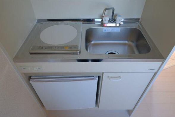 【キッチン】 | ユナイト山手ヴィットーリオ | 同タイプのお部屋の写真です。