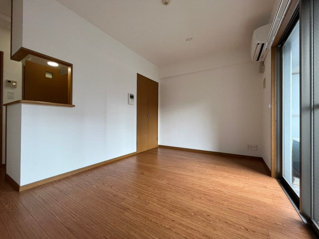 アイセレブ高砂ベネフィスの居間・リビング