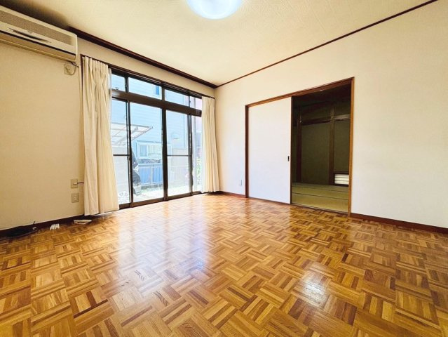 【商談中】中古戸建　瑞穂市別府　昭和62年築の洋室