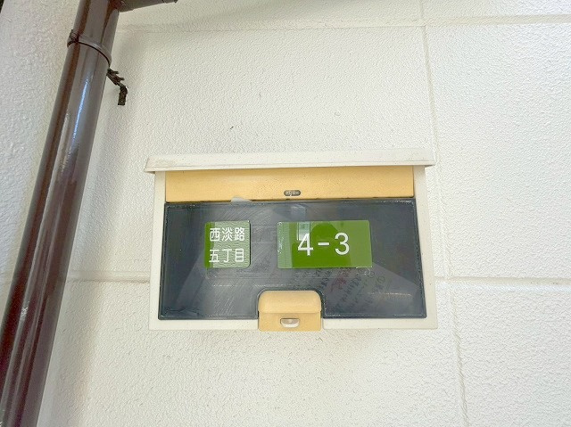 東淀川区西淡路5丁目　貸家の玄関