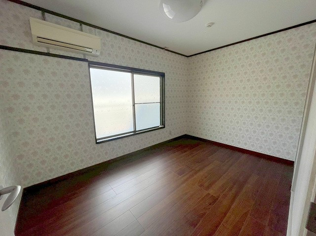 東淀川区西淡路5丁目　貸家の寝室