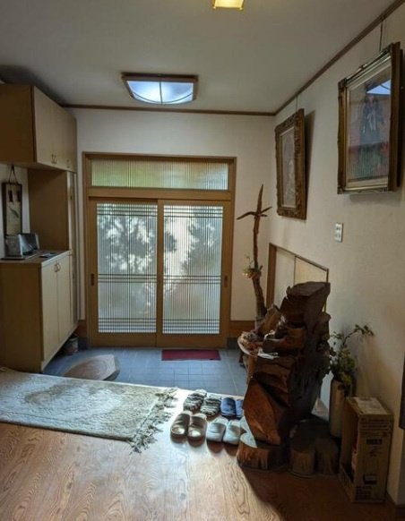 富田林市山手町茶室のある8LDKの家のエントランス