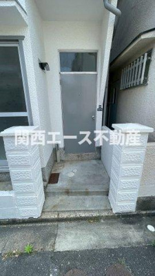 【エントランス】 | 南四条町貸家