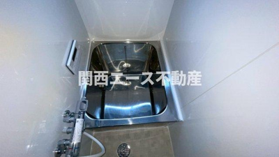  | 南四条町貸家