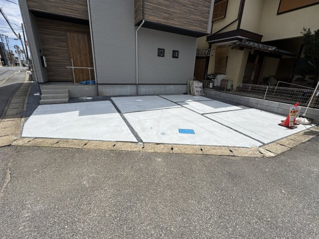 柏市豊四季新築戸建【豊小学校：1分】の駐車場|駐車スペース並列２台駐車可