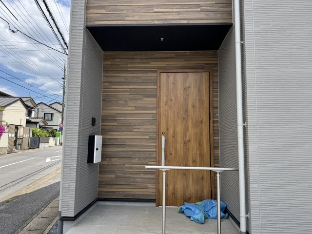 柏市豊四季新築戸建【豊小学校：1分】のエントランス|エントランス・玄関ポーチ