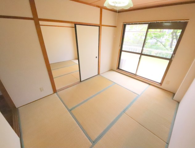 メープル・ハイツの和室