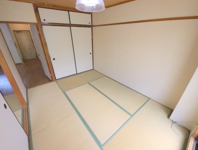 メープル・ハイツの和室