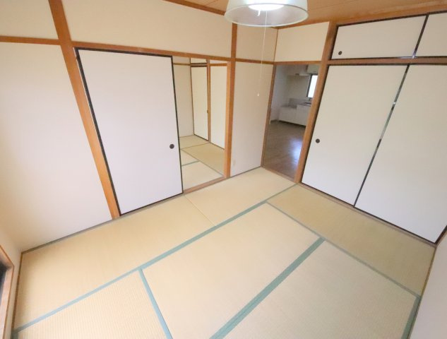 メープル・ハイツの和室