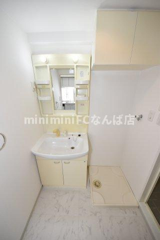 大阪市浪速区元町３丁目の賃貸マンションの洗面所