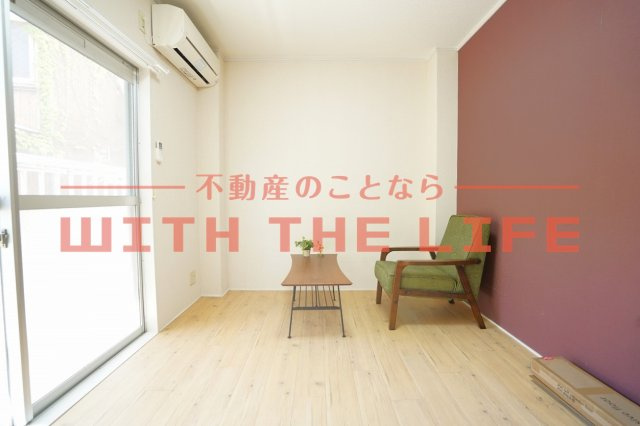 R-BOXOHISHI【キャッシュバック対象物件】の洋室|落ち着いた色調の洋室です