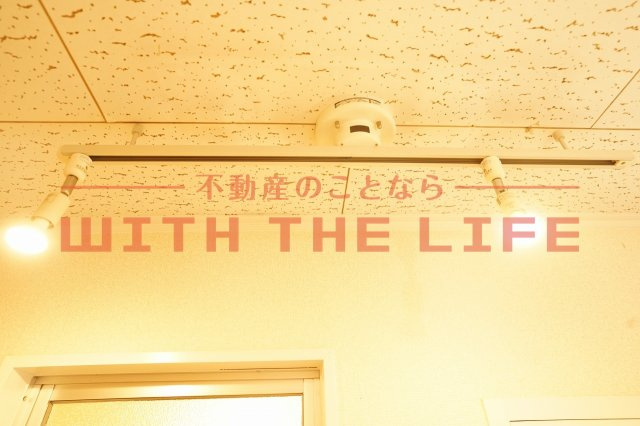 R-BOXOHISHI【キャッシュバック対象物件】の内装|明るい色調の室内です