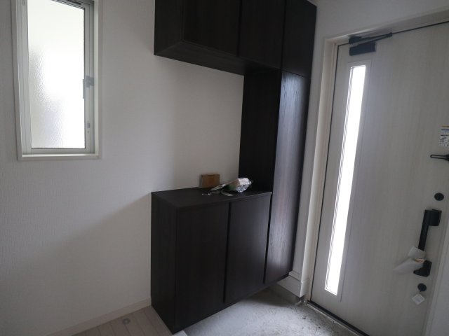 《仲介手数料無料》見沼区大字小深作682-1(全1戸)新築一戸建てサニータウンの玄関|撮影日 2025年7月14日 16:15 晴れ