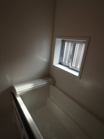 《仲介手数料無料》見沼区大字小深作682-1(全1戸)新築一戸建てサニータウンの浴室|撮影日 2025年7月14日 16:15 晴れ