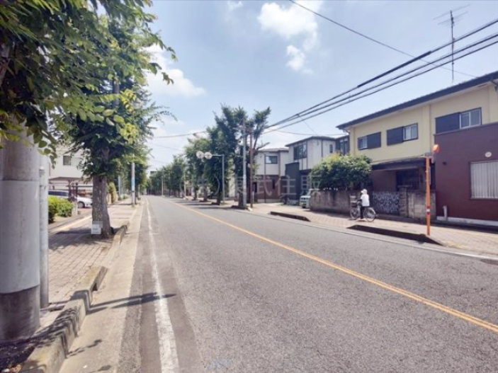 【前面道路含む現地写真】の画像