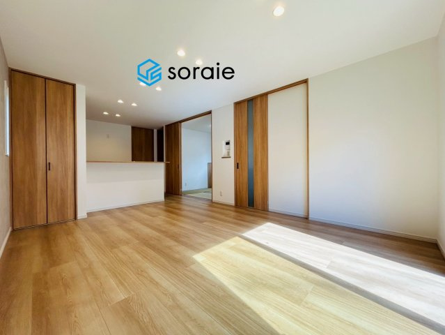 川越市的場全6棟の居間・リビング|10/23　撮影