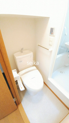 【トイレ】 | クレール | 温水洗浄便座付き　同タイプ室内※参考写真